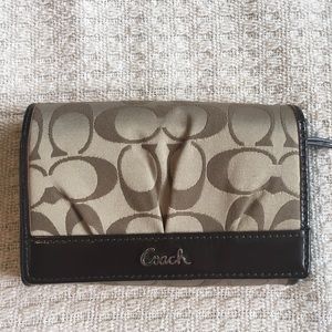 Coach wallet
